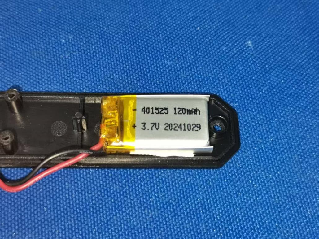 Rechargeable Flashlight with Wireless Programmable Remote - FCC ID 2BRE2-29186 - Promier Products Inc (5)