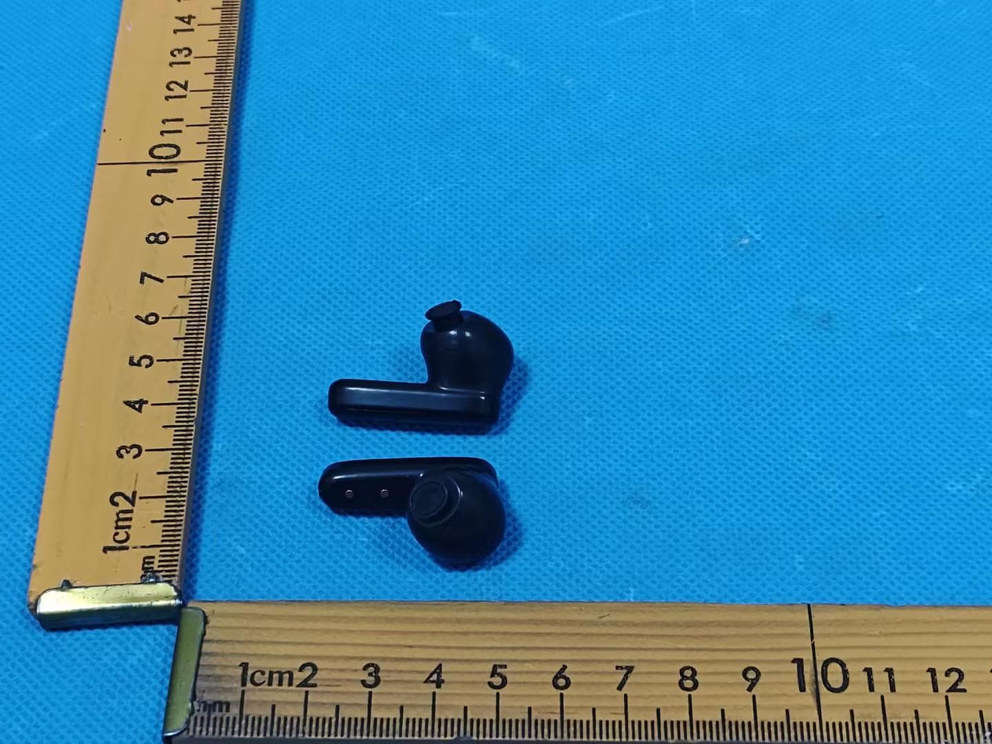 FUNLOGY Earbuds SE - FCC ID 2BRG4-FLU01 - FUNLOGY Inc. (5)