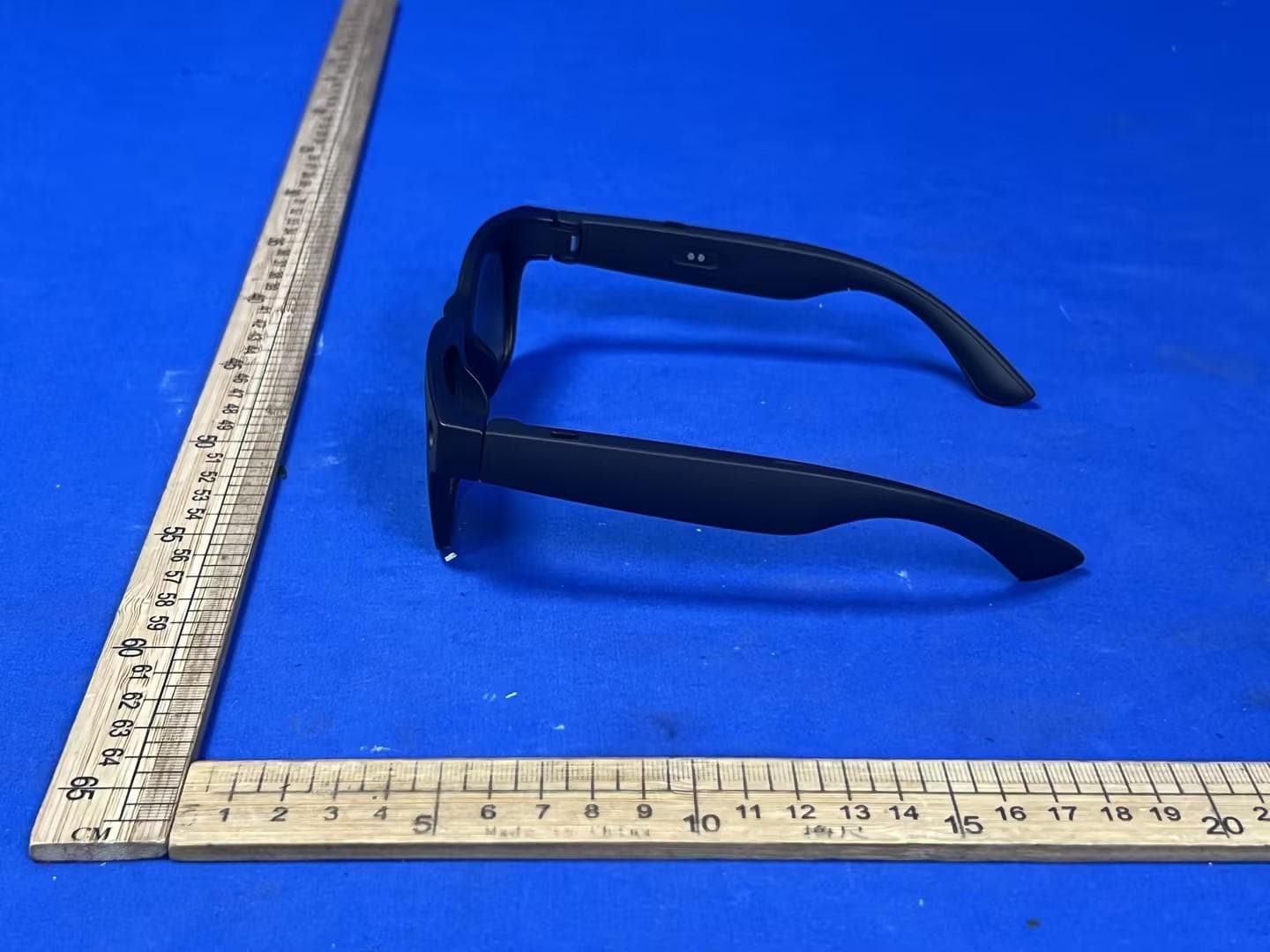 Szsmartglasses - FCC ID 2BRGE-SZ-2502 - Deep Intelligence Technology (Wenzhou) Co., Ltd. (4)
