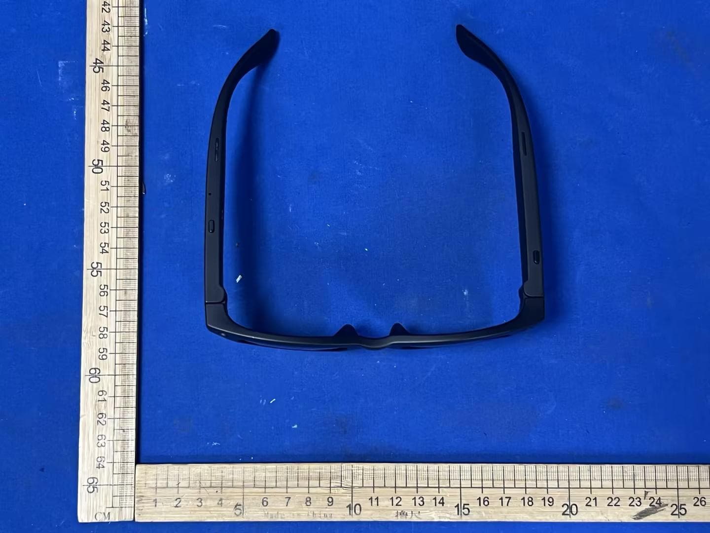 Szsmartglasses - FCC ID 2BRGE-SZ-2502 - Deep Intelligence Technology (Wenzhou) Co., Ltd.