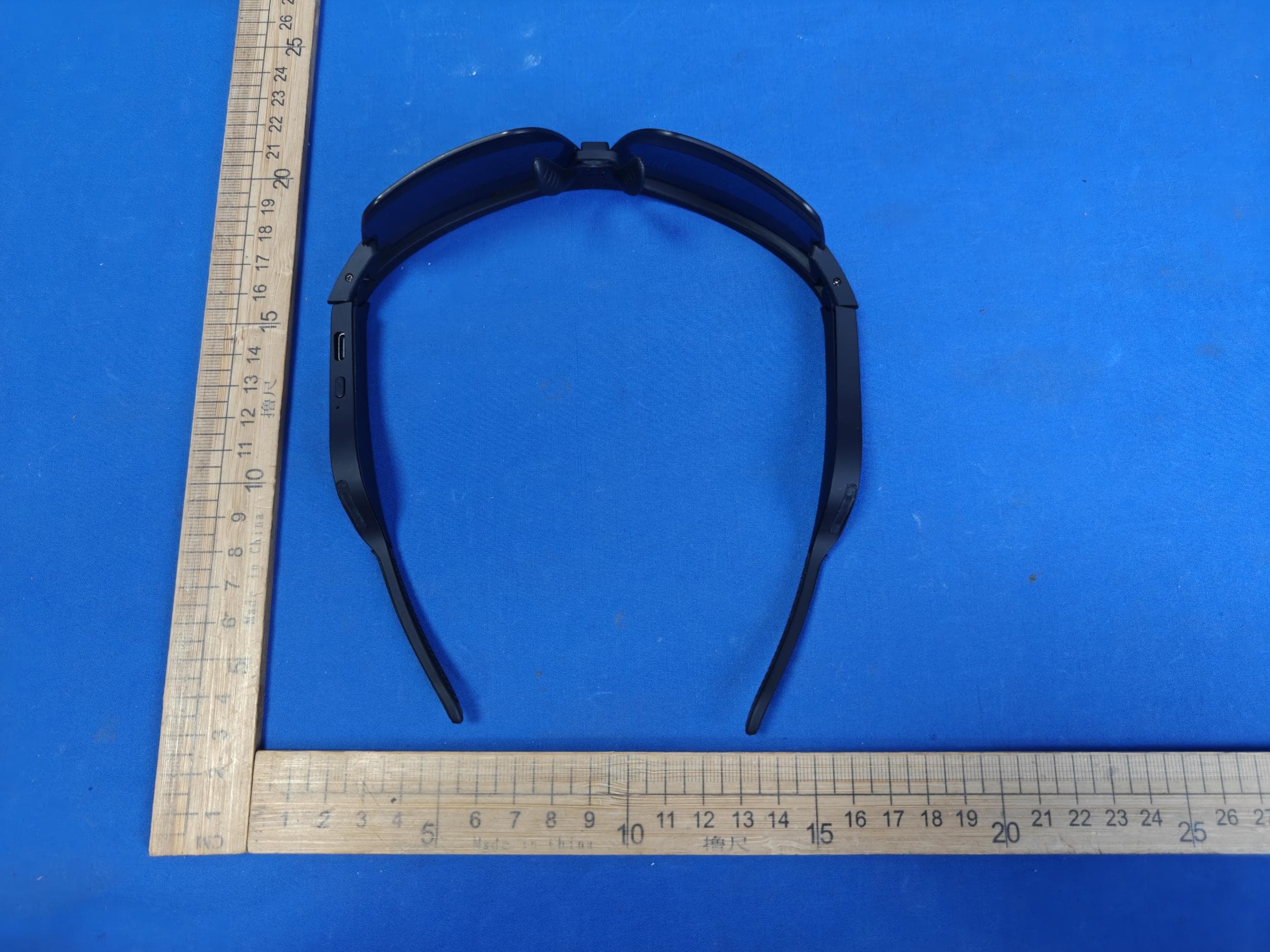 Smart glasses - FCC ID 2BRGE-SZ-S18 - Deep Intelligence Technology (Wenzhou) Co., Ltd. (2)