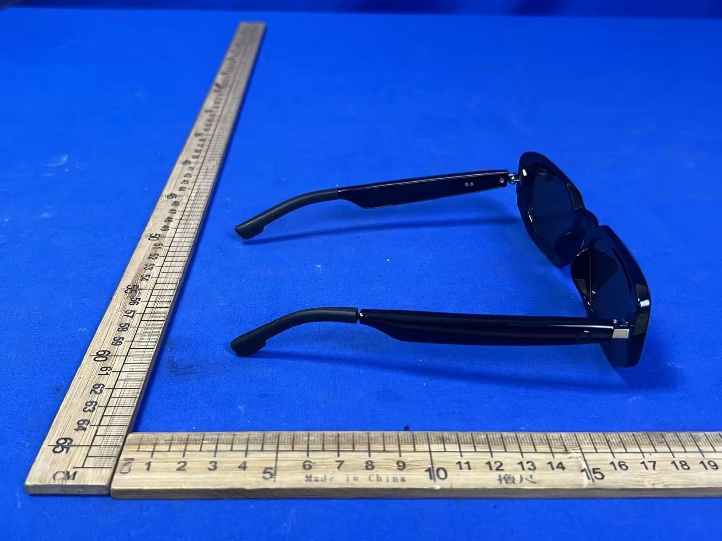 Szsmartglasses - FCC ID 2BRGE-W01 - Deep Intelligence Technology (Wenzhou) Co., Ltd. (5)