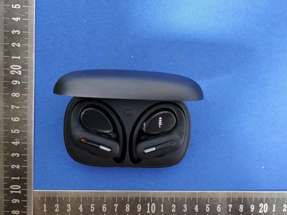 Wireless Sport Earphone - FCC ID 2BRLM-X19 - DongGuan HeZhong Acoustics Technology Co.,Ltd (3)