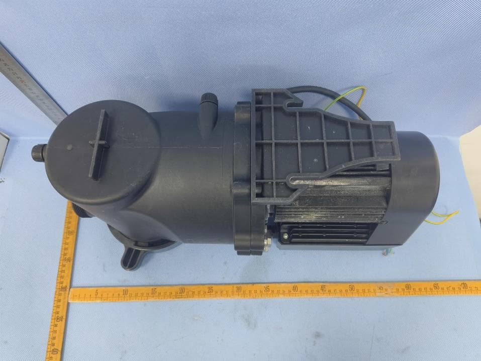 Inverter Pool Pump - FCC ID 2BRMV-DE28DV-1 - AQUAGEM TECHNOLOGY LIMITED (3)
