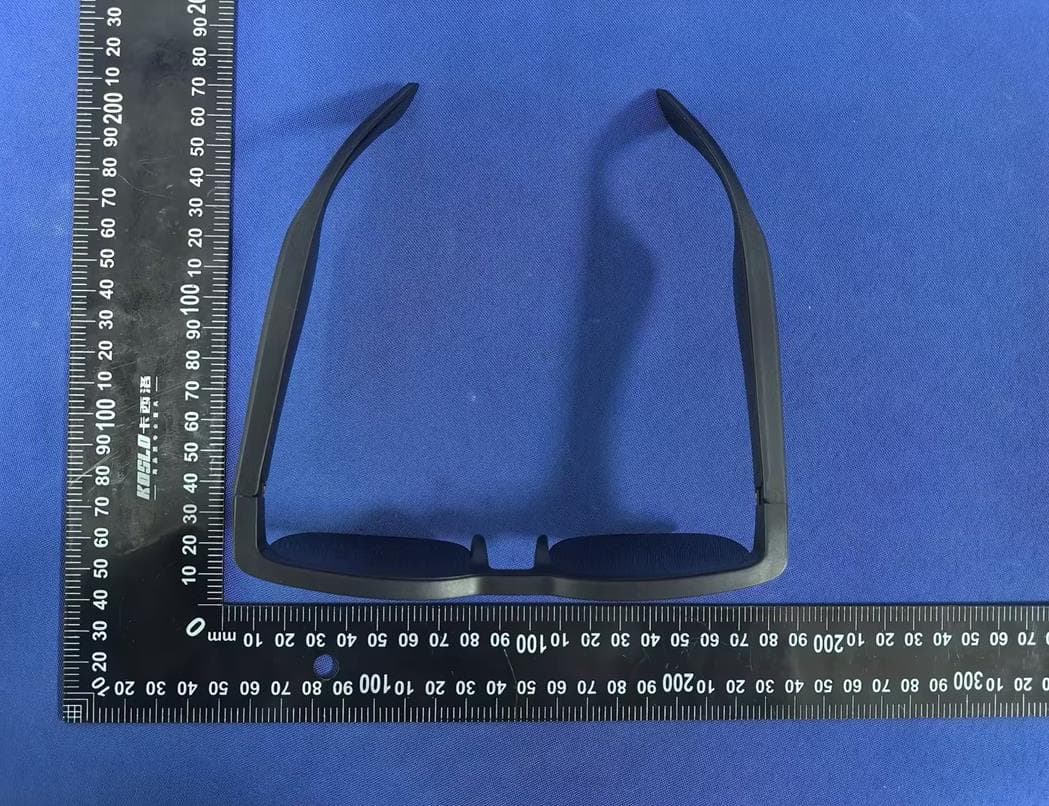 wireless glasses - FCC ID 2BRPU-GL-10 - Shenzhen Donghaorong Technology Co., LTD (2)