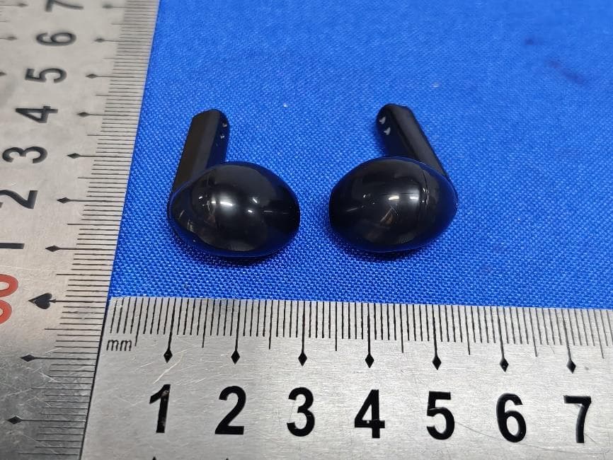 WIRELESS EARBUDS - FCC ID 2BRPU-R80 - Shenzhen Donghaorong Technology Co., LTD (4)