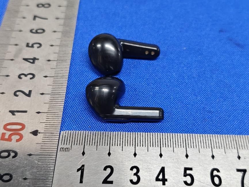 WIRELESS EARBUDS - FCC ID 2BRPU-R80 - Shenzhen Donghaorong Technology Co., LTD (5)