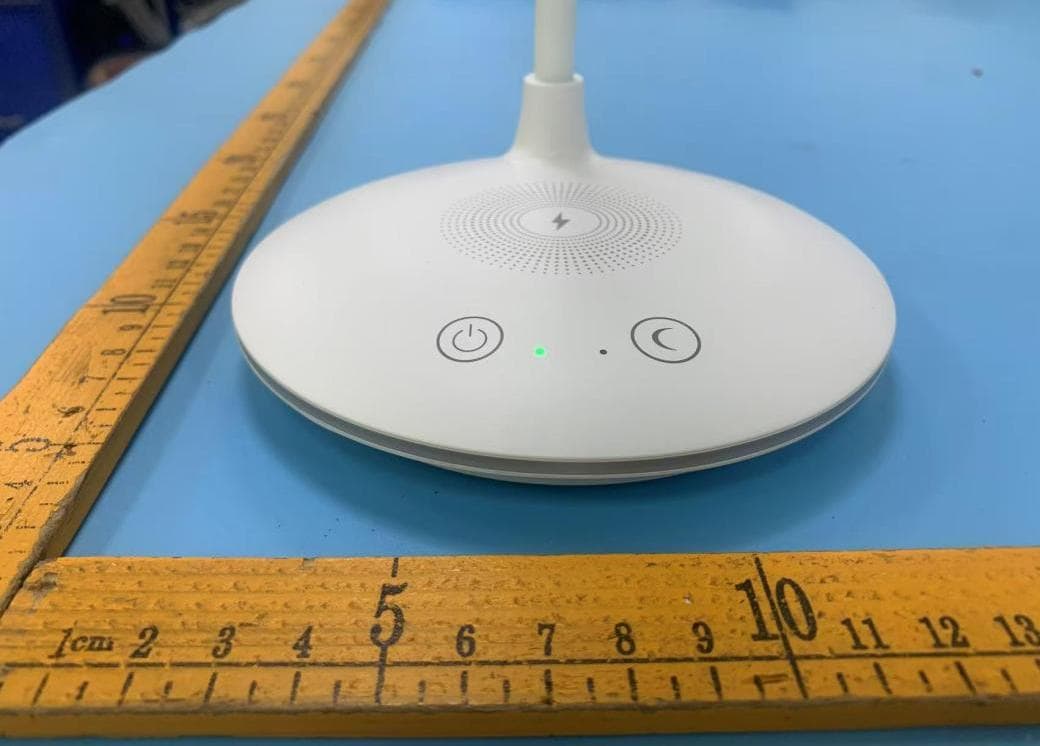 Wireless Multifunctional LED desk lamp - FCC ID 2BRR4-W015HJ03 - Dongguan Hongji Electronic Technology Co., Ltd (5)