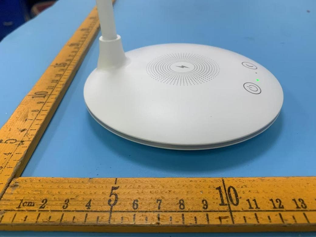 Wireless Multifunctional LED desk lamp - FCC ID 2BRR4-W015HJ03 - Dongguan Hongji Electronic Technology Co., Ltd (2)