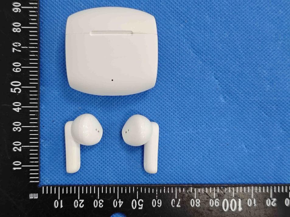 In-Ear TWS Earbuds - FCC ID 2BRR7-GEBX100 - ICAD Holdings LLC