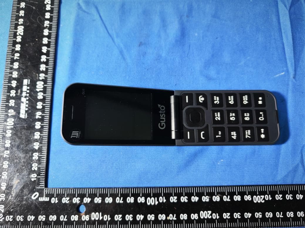 4G feature phone - FCC ID 2BRR9-GU1 - Prepaid Refills Inc (2)