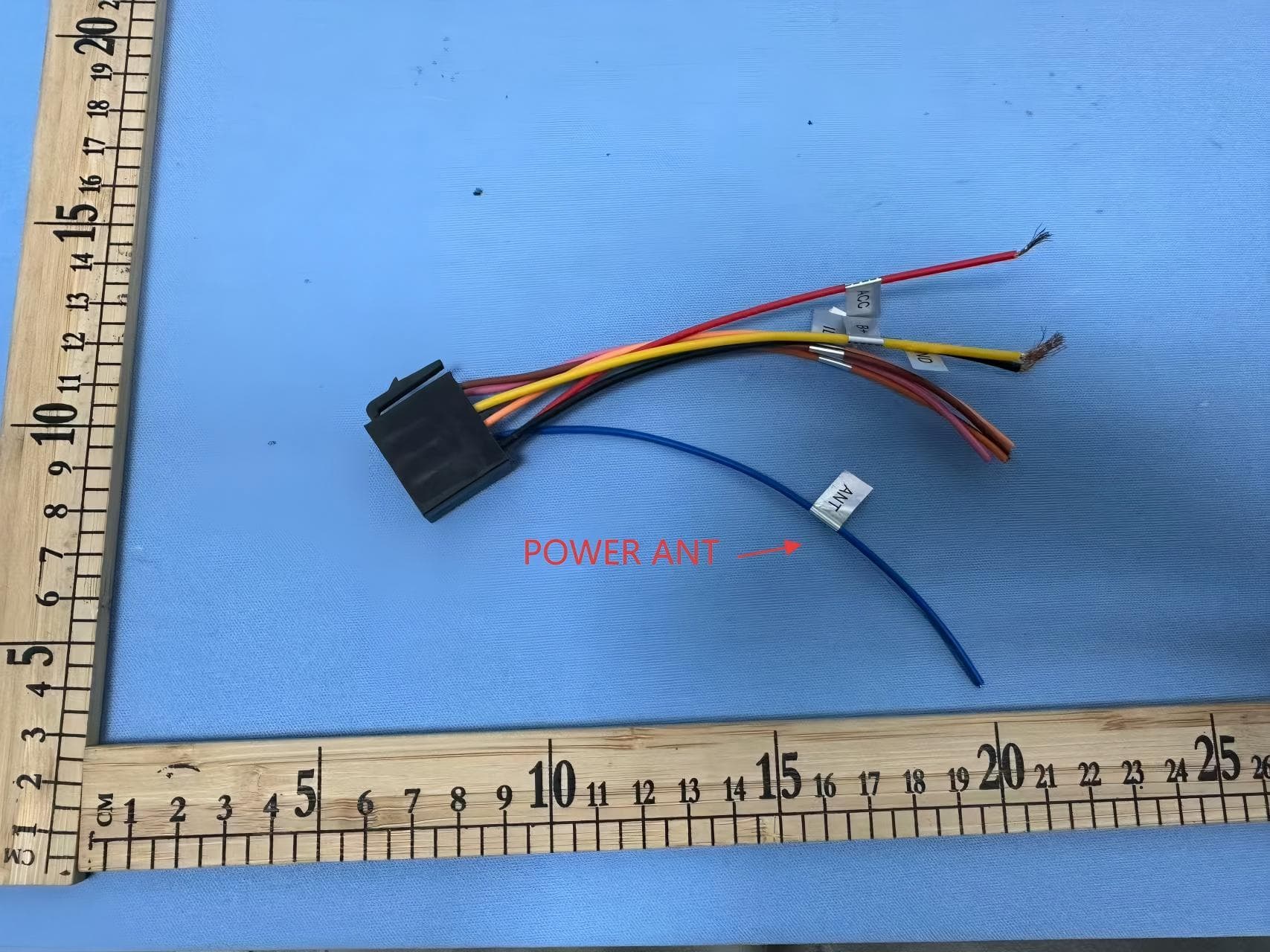 Car Audio Receiver - FCC ID 2BRRI-006-01-7U - Foshanshi Xinliansheng Xinxingcailiao Youxiangongsi