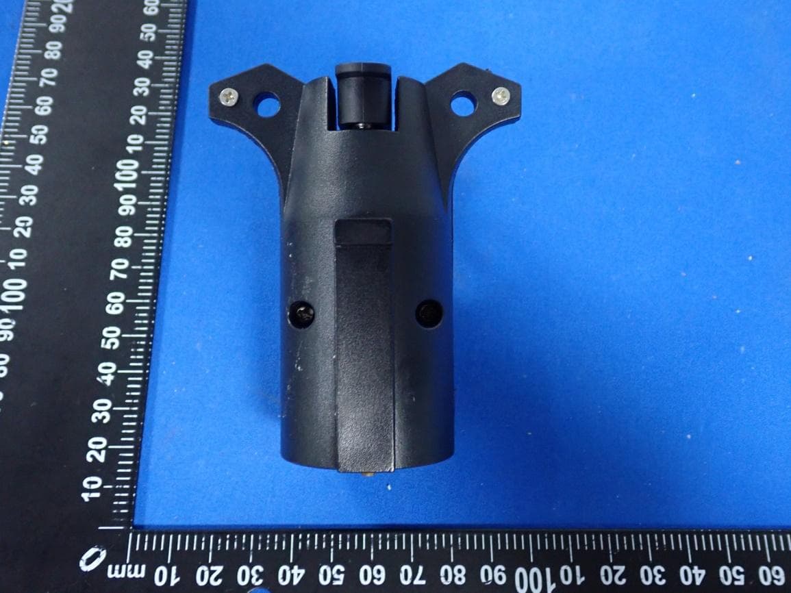 Wireless Magnetic Trailer Light Kit - FCC ID 2BRRK288 - Agrieyes (Guangzhou) Technology CO.,Ltd. (4)