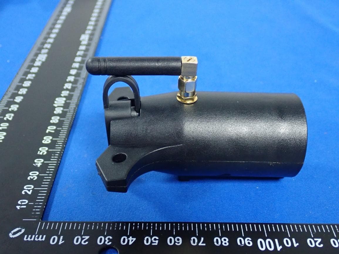 Wireless Magnetic Trailer Light Kit - FCC ID 2BRRK288 - Agrieyes (Guangzhou) Technology CO.,Ltd. (3)