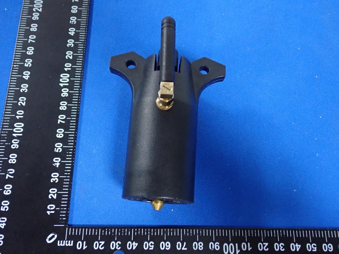 Wireless Magnetic Trailer Light Kit - FCC ID 2BRRK288 - Agrieyes (Guangzhou) Technology CO.,Ltd. (2)