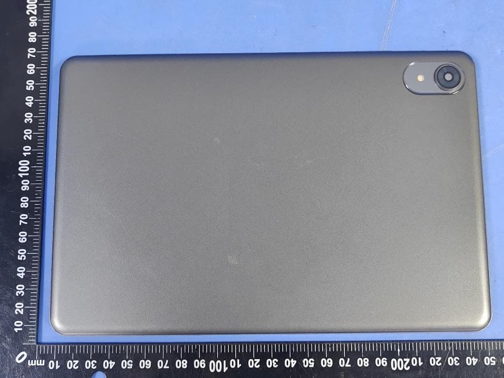 Smart Tablet Computer - FCC ID 2BRSA-OFT2580 - Shenzhen Ying Keda Technology Co., Ltd. (4)
