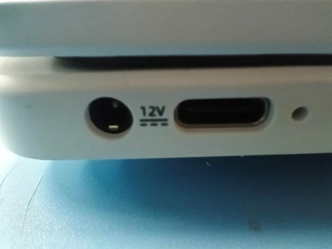 Laptop computer - FCC ID 2BRTE-BB1422SS-N - BASICS CO.,LTD (2)