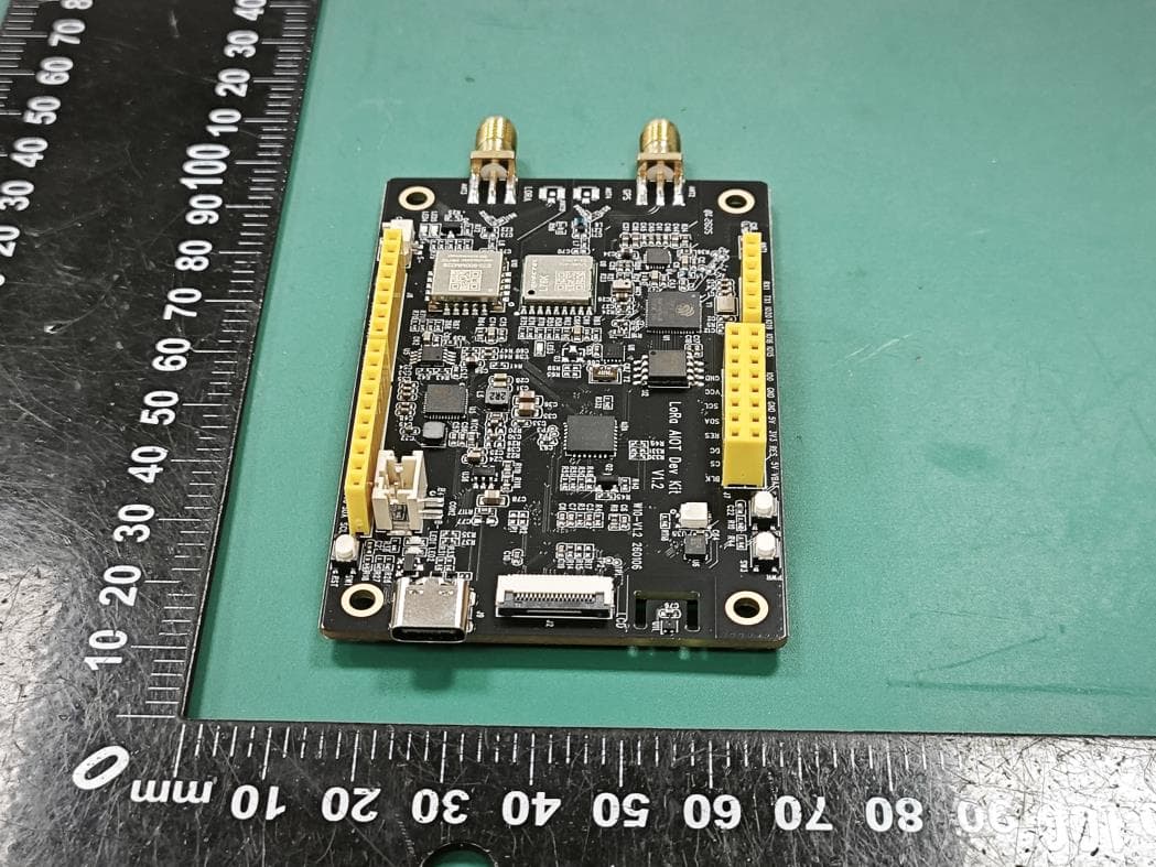 LoRa AIOT Development Kit - FCC ID 2BRTY-DEVK - Shenzhen Qianhai Linghangwan Technology Co., Ltd.