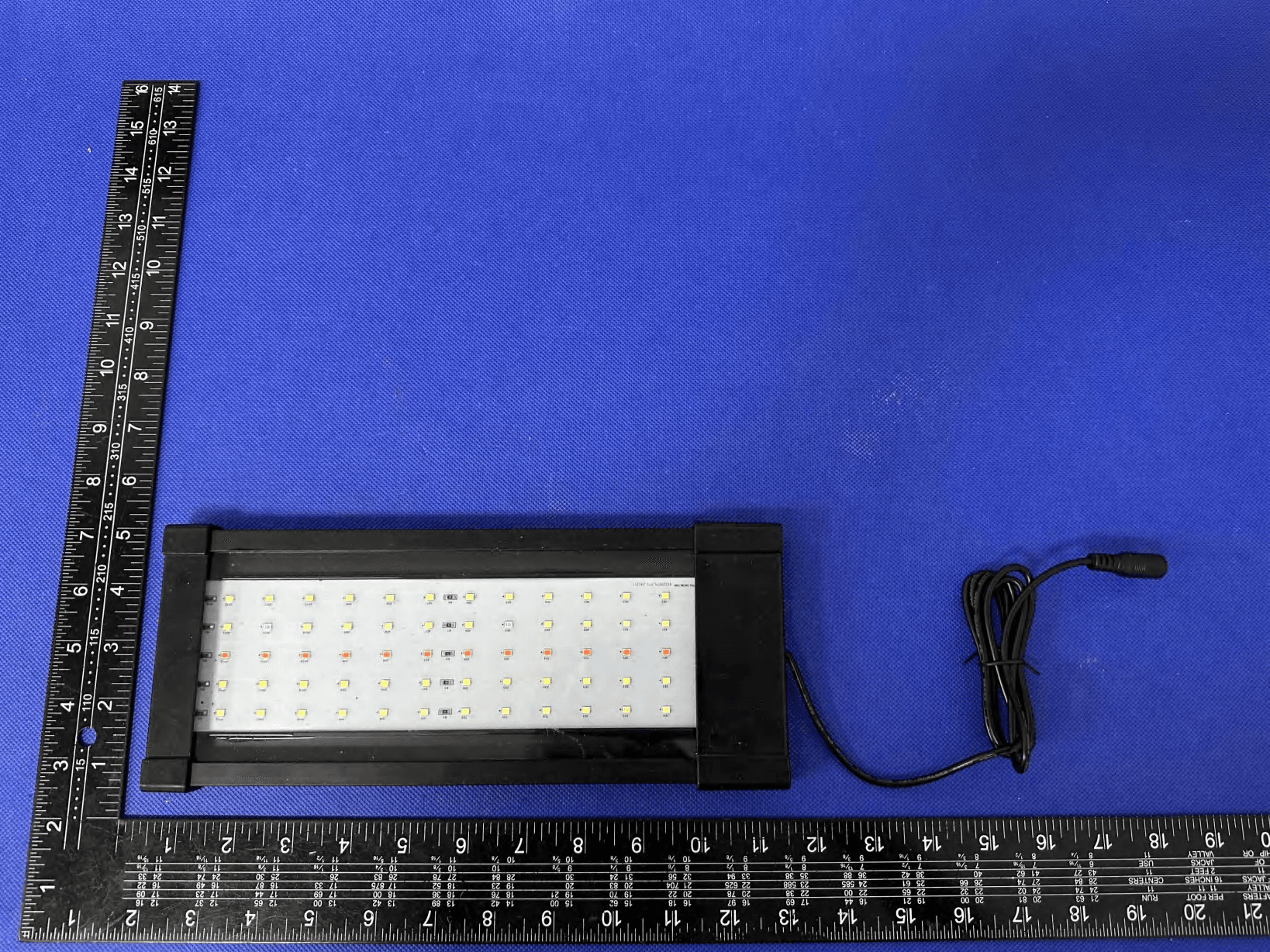 Aquarium light - FCC ID 2BRV2-ASTRA-30CM - Zhongshan Dongfeng Town Zhiyue Electronic Equipment Factory (3)