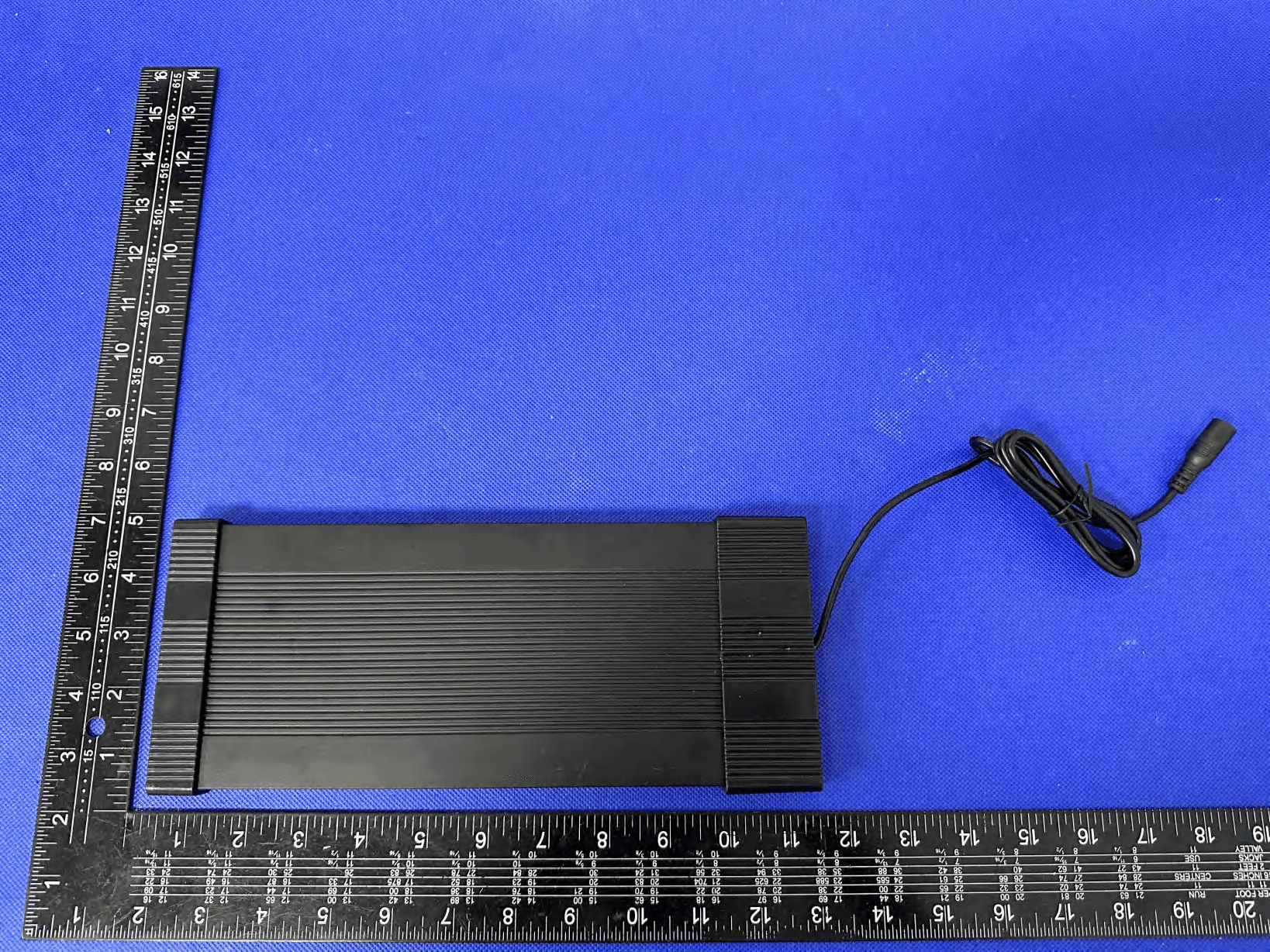 Aquarium light - FCC ID 2BRV2-ASTRA-30CM - Zhongshan Dongfeng Town Zhiyue Electronic Equipment Factory