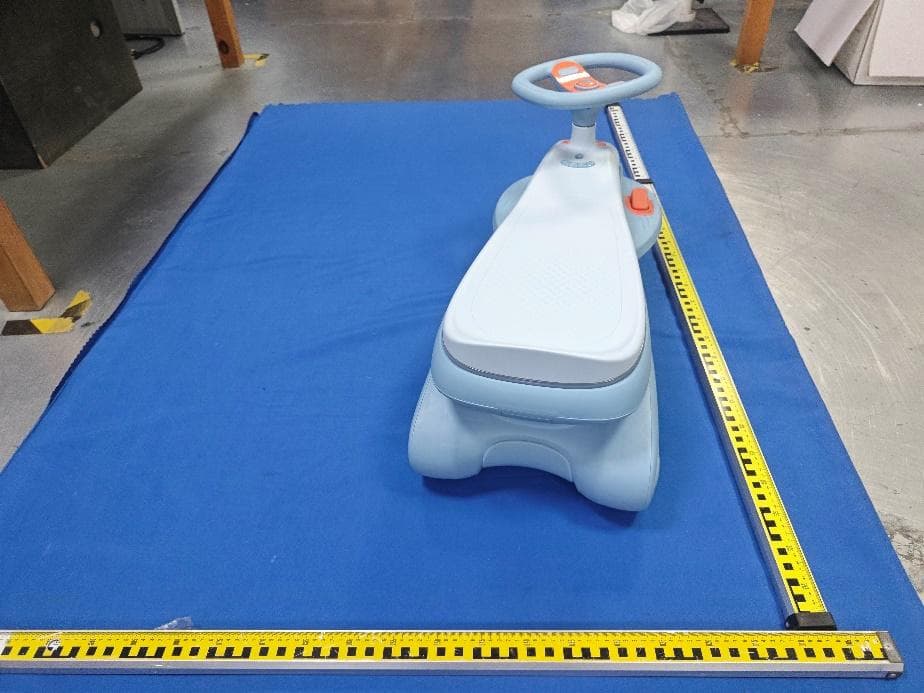 Electric wiggle Car - FCC ID 2BRWU-BC2407312 - HANGZHOU BABYCARE INDUSTRIAL CO., LTD. (2)