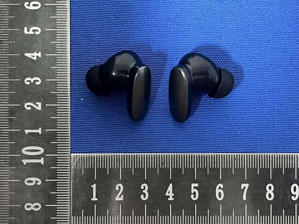 TWS Earbuds - FCC ID 2BRXZ-SBTWS2 - Smart Bits Phone Accessories Ltd