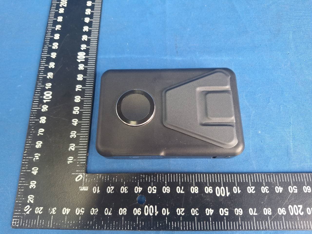 Wireless Power Bank - FCC ID 2BRY3-GW100 - Huizhou Huiyang Shunxuan Technology Co., Ltd.
