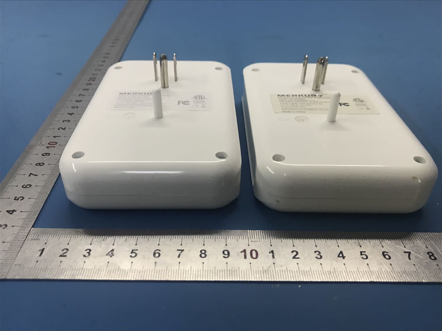 Wireless Plug-In Remote Control Adaptor - FCC ID 2BRYR-DRS1969N - Deer Electric Appliance Co.,LTD (4)