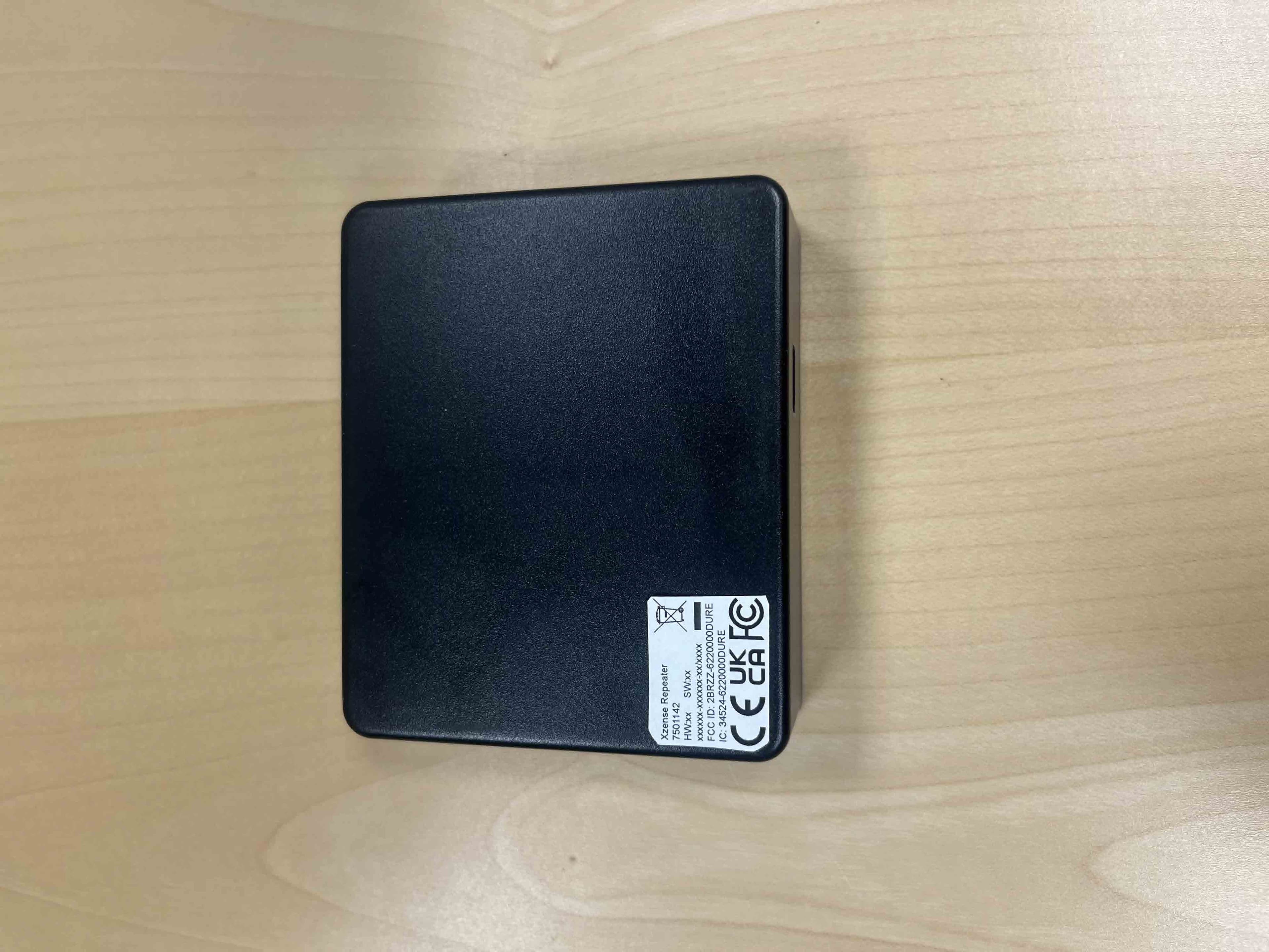This product is a wireless Xzense Display Unit designed to control an external chimney fan for fireplaces, stoves and solid fuel boilers. - FCC ID 2BRZZ-6220000DURE - Exodraft A/S