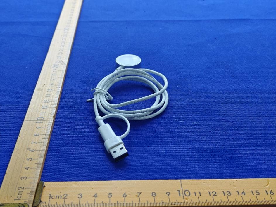 iWatch Charging Cable - FCC ID 2BS4A-MCA1T2SHI - Shenzhen Minglu Intelligent Office Fumiture Co., Ltd (4)