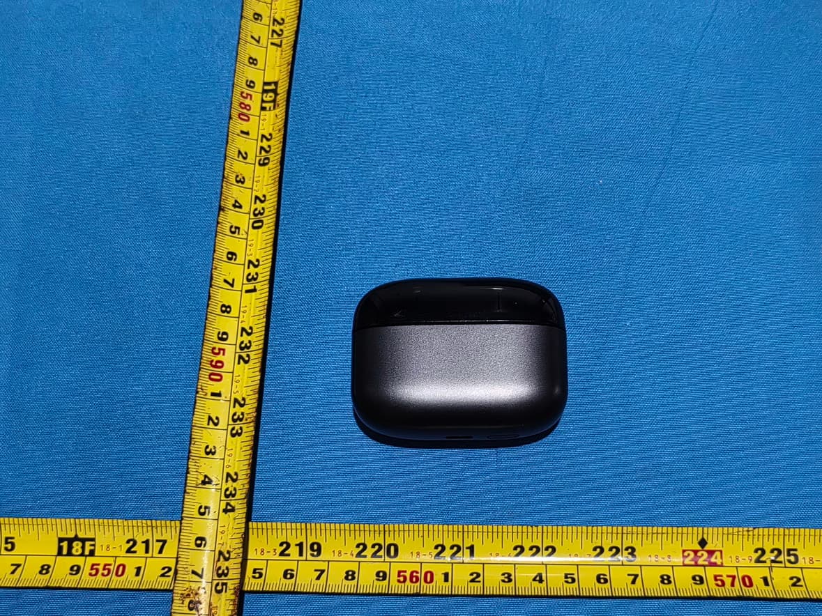 True  Wireless Bluetooth Earbuds - FCC ID 2BS4O-ZT242 - SVVR Limited (4)