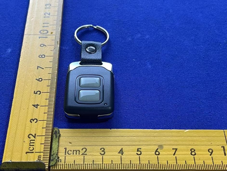 Remote Control Transmitter - FCC ID 2BS5P-SYHBK18 - Xiamen October Red Industry and Trade Co., Ltd. (4)