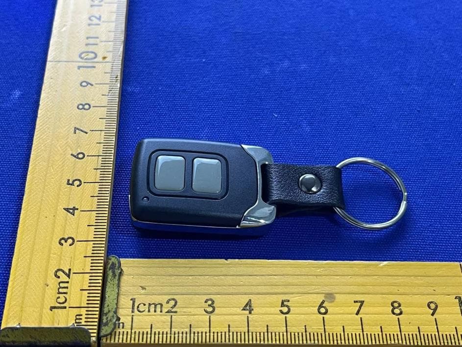 Remote Control Transmitter - FCC ID 2BS5P-SYHBK18 - Xiamen October Red Industry and Trade Co., Ltd. (5)