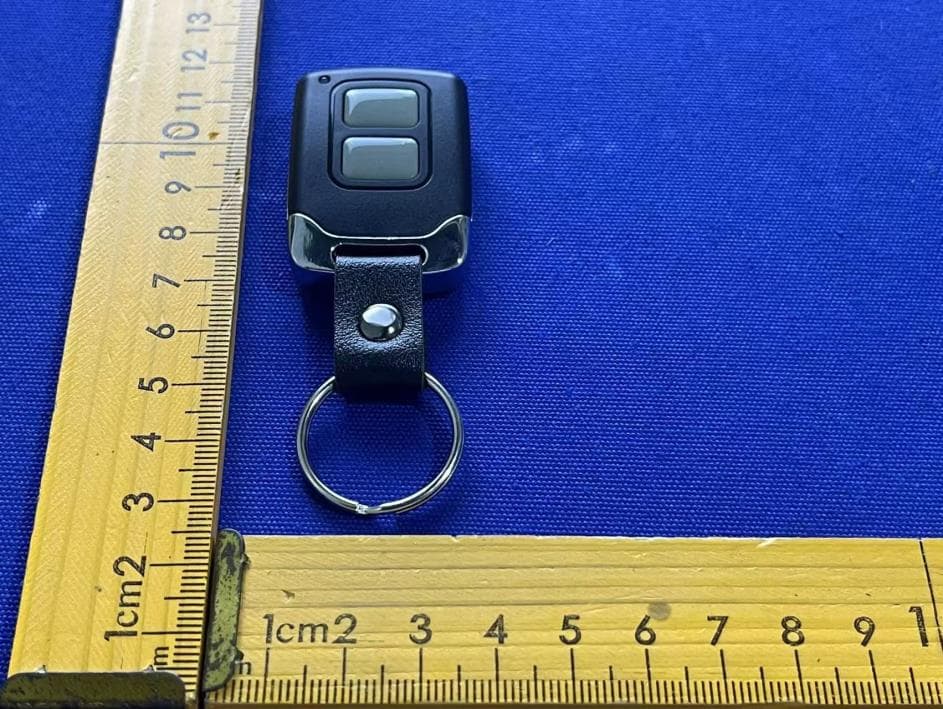 Remote Control Transmitter - FCC ID 2BS5P-SYHBK18 - Xiamen October Red Industry and Trade Co., Ltd. (3)