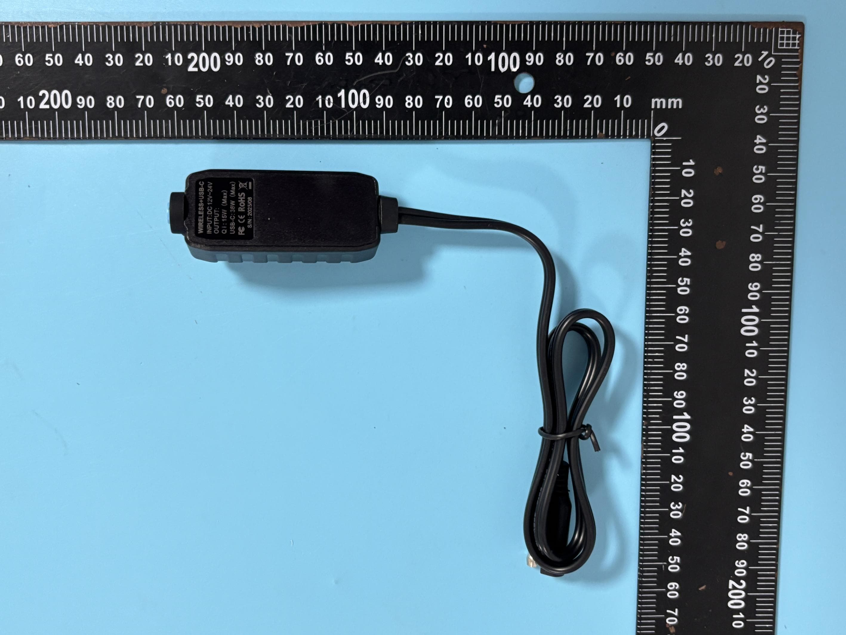 Motorcycle phone mount - FCC ID 2BS5T-M26-A - Dongguan ZhuoShi Intelligent Tech Co., Ltd (2)