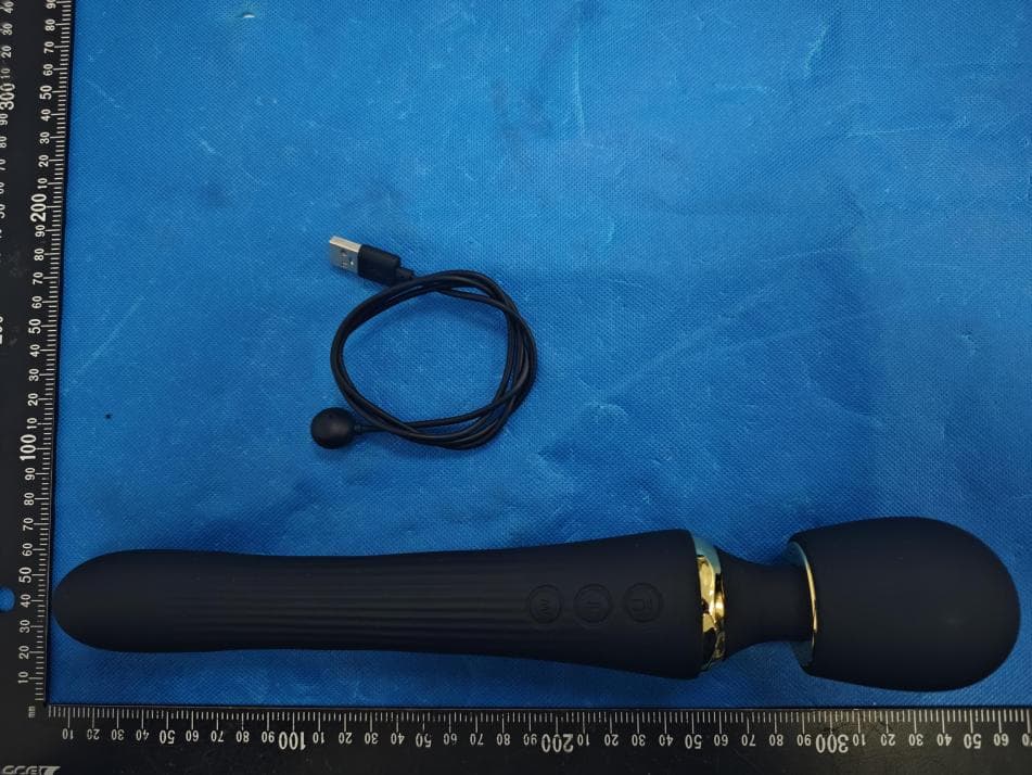 Telescopic Massage Wand - FCC ID 2BS6F-3896928 - Shenzhen UTIMI Technology Co., LTD