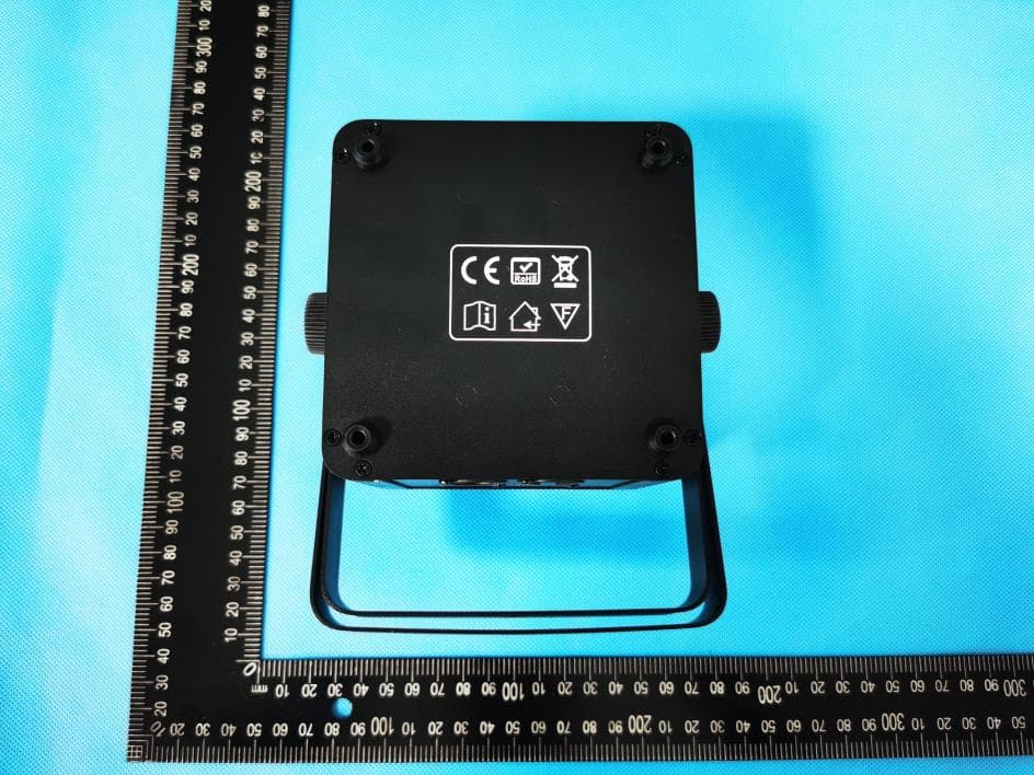 stage light - FCC ID 2BS6H-BAT-06 - Guangzhou Xinyu stage lighting and sound equipment Co., LTD (2)