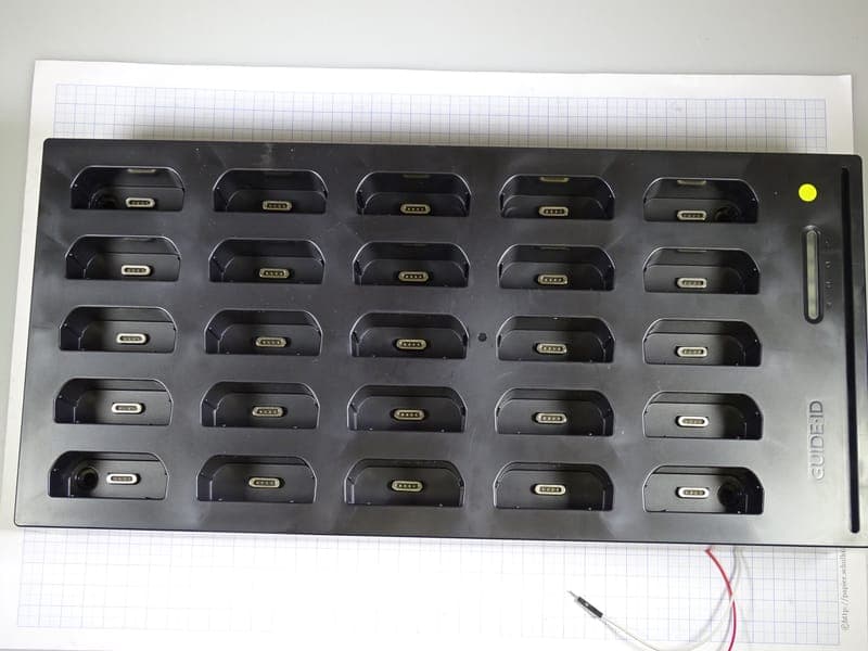 Charging station - FCC ID 2BS73-BC - Guide ID B.V. (3)