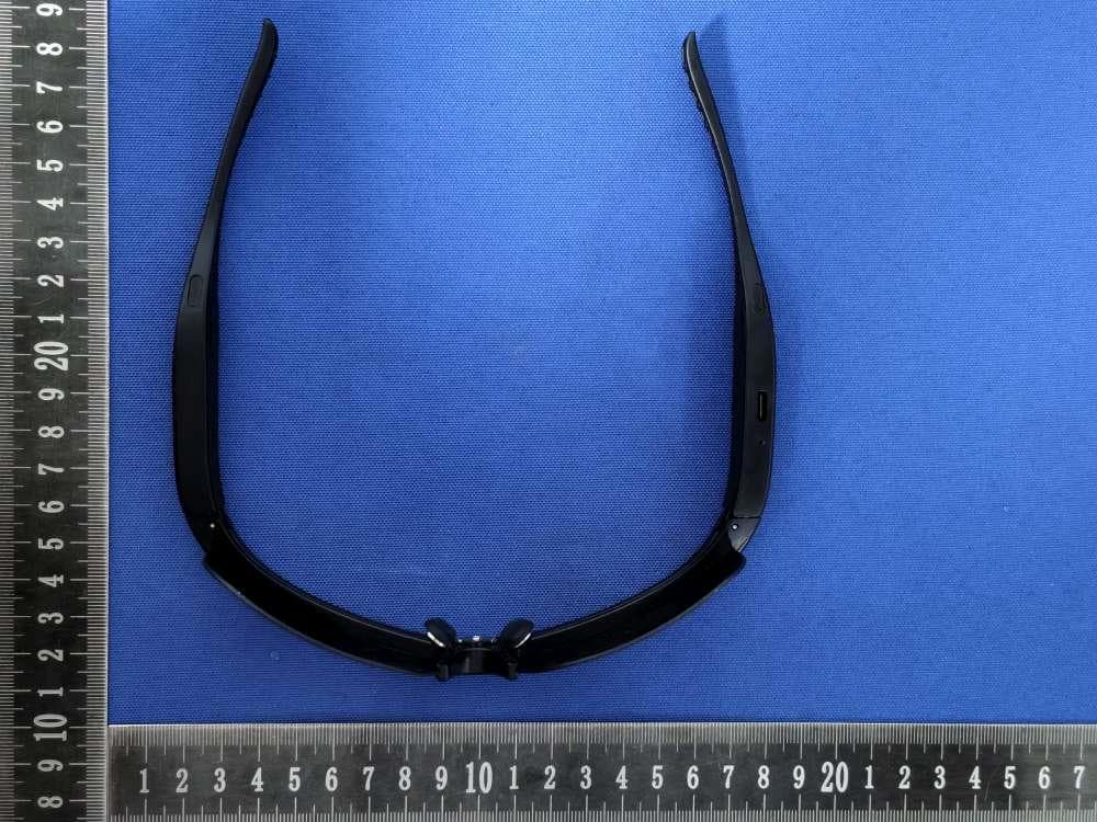 Bluetooth glasses - FCC ID 2BS7D-02PR0 - Shenzhen Karuiqi Technology Co., Ltd (2)