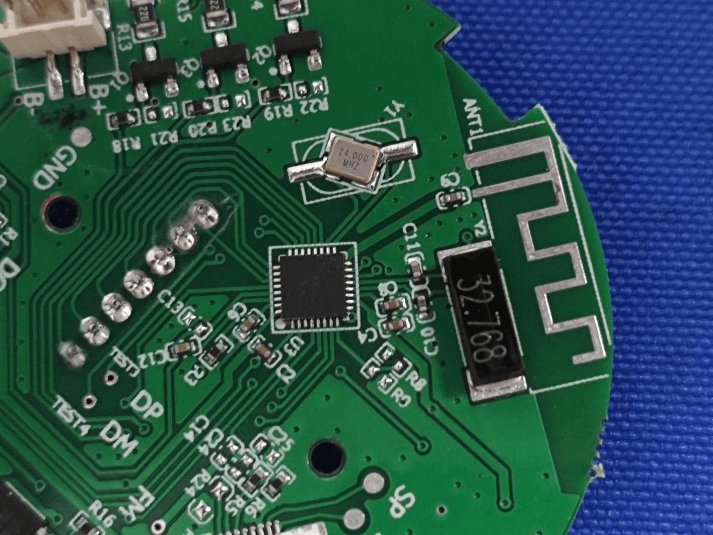 Bluetooth speaker - FCC ID 2BS8D-M10 - Dongguan Tianling Technology Co., Ltd. (4)