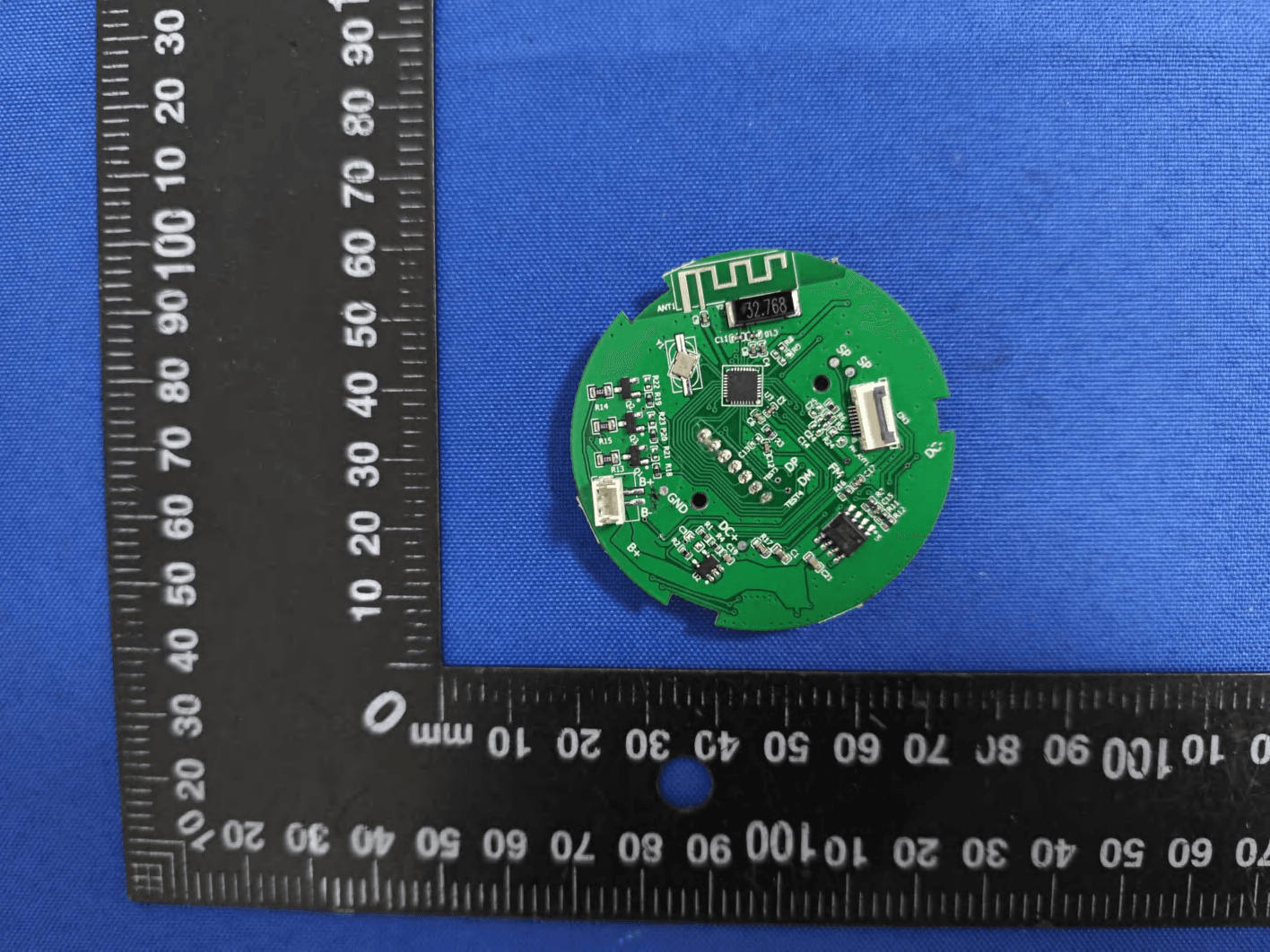 Bluetooth speaker - FCC ID 2BS8D-M10 - Dongguan Tianling Technology Co., Ltd.