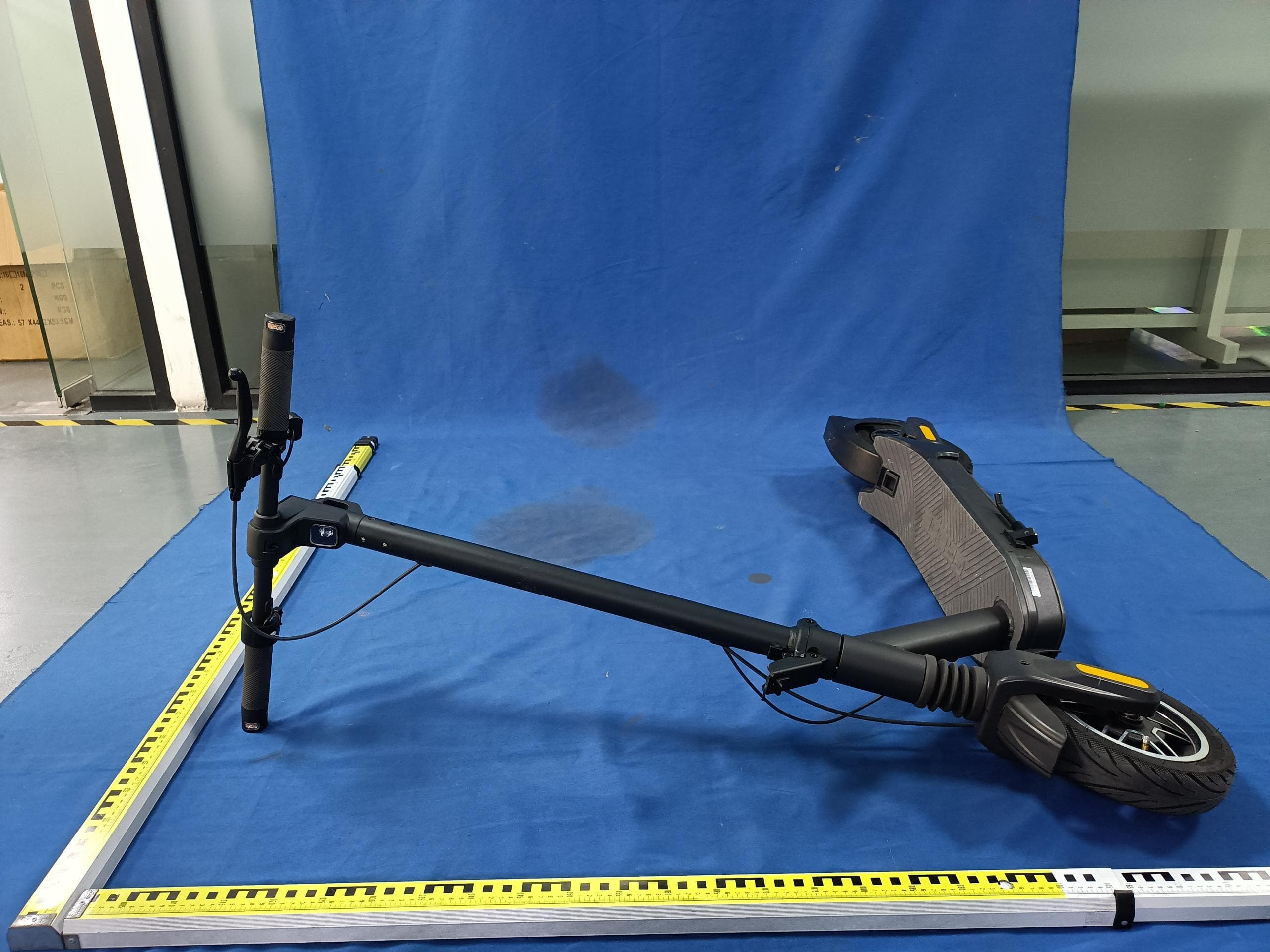 electric scooter - FCC ID 2BS96-E10PRO - Zhejiang jingshen lndustry Co., ltd (2)