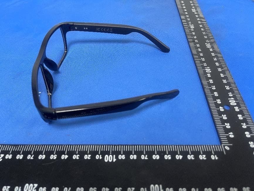 Smart glasses - FCC ID 2BSCX-A02 - ShenZhen Glasse Technology Co.,Ltd. (5)