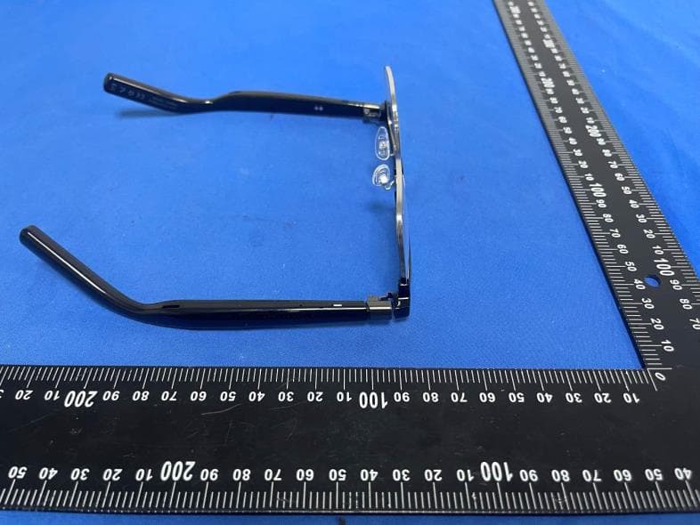 Intelligent glasses - FCC ID 2BSCX-G12 - ShenZhen Glasse Technology Co.,Ltd. (2)
