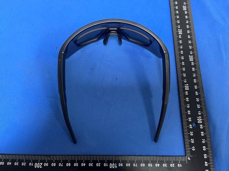 Intelligent glasses - FCC ID 2BSCX-G16 - ShenZhen Glasse Technology Co.,Ltd. (3)