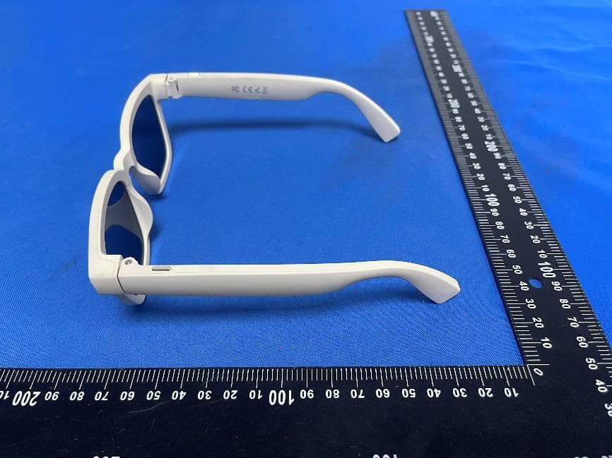 Smart glasses - FCC ID 2BSCX-V03PRO - ShenZhen Glasse Technology Co.,Ltd. (4)