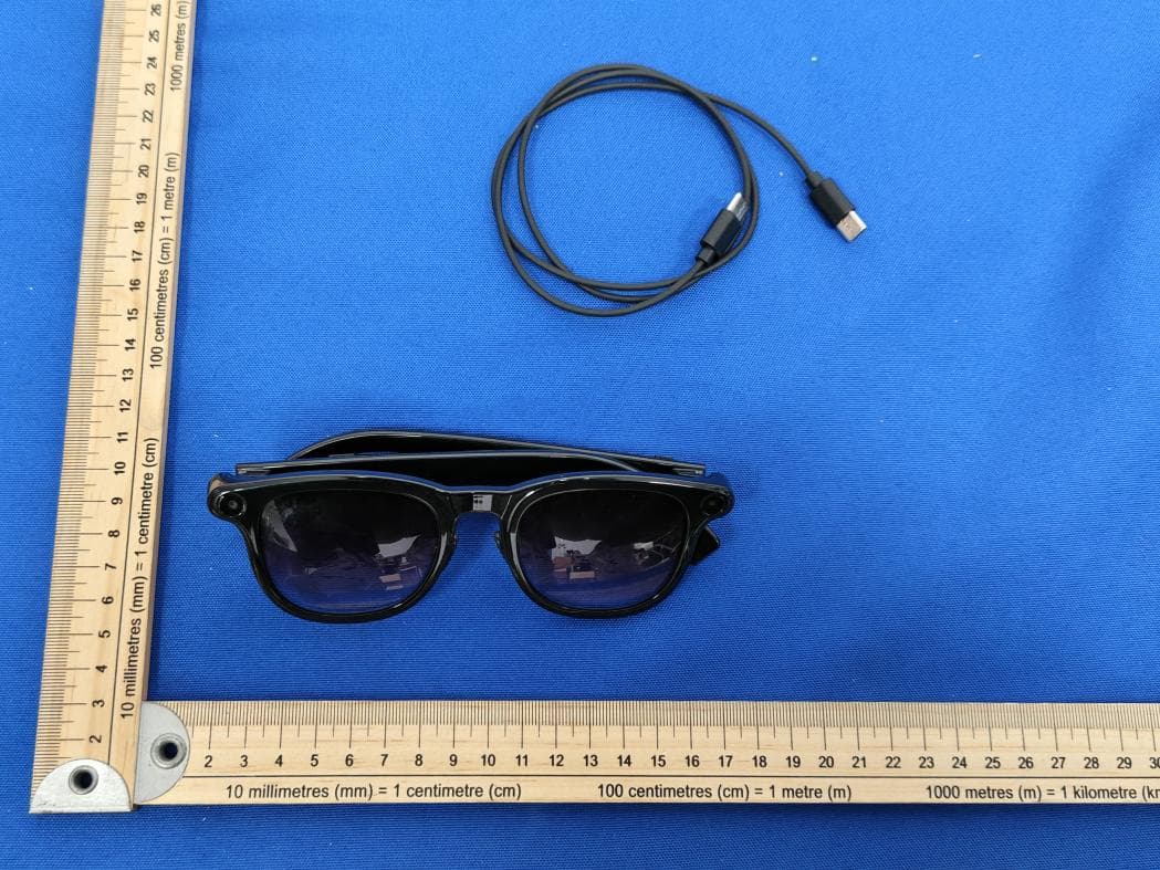 smart glasses - FCC ID 2BSEJ-A2 - Shenzhen Yawell Intelligent Technology Co.,Ltd. (2)