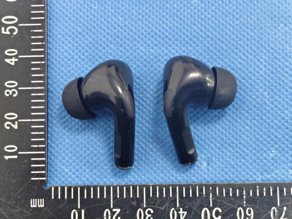 Earbuds Power Bank - FCC ID 2BSIR-701267 - BEST Promo USA (2)