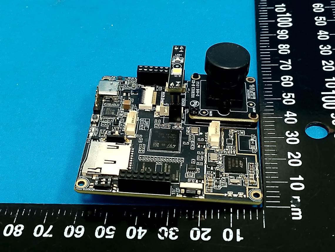 NeoEyes NE300-MB01 Development Board - FCC ID 2BSME-NE300MB01 - Xiamen CamThink Technology Co., Ltd. (2)