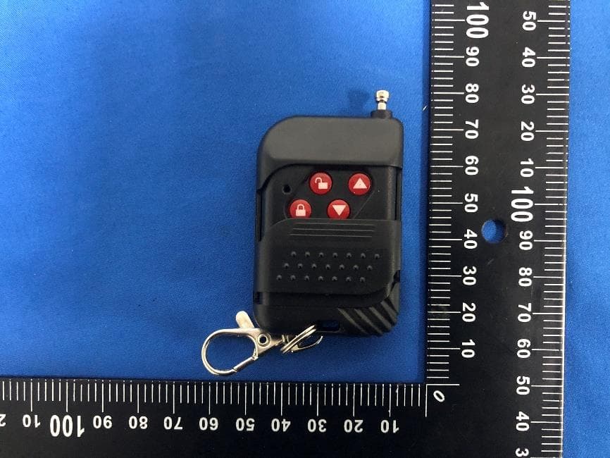 remote control - FCC ID 2BSMK-LED-600 - Guang Zhou Hisun Stage Lighting co., Ltd. (4)